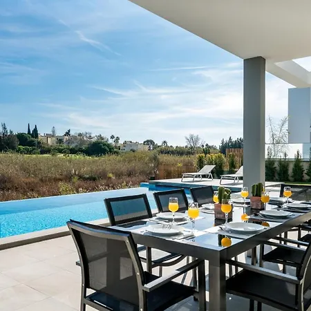 Colinas Do Golfe Sun By Sapvillas וילה וילהמורה